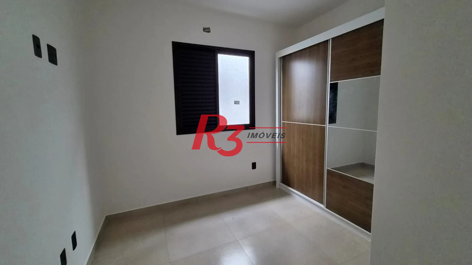 Village com 2 dormitórios, 65 m² - venda por R$ 450.000,00 ou aluguel por R$ 3.200,00/mês - Macuco - Santos/SP