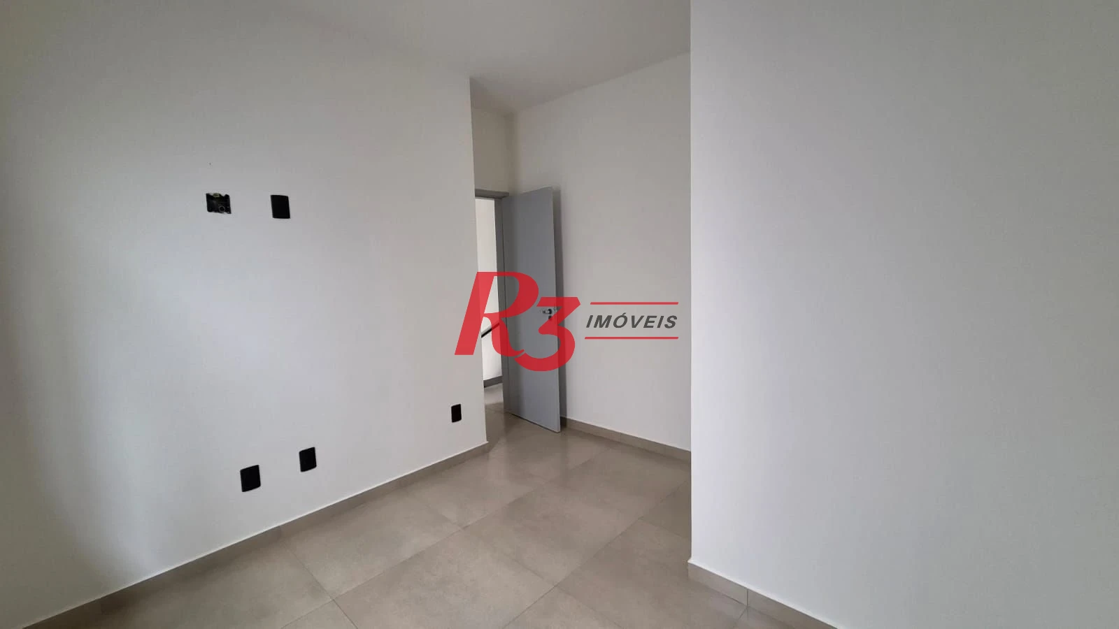 Village com 2 dormitórios à venda, 70 m² por R$ 550.000,00 - Macuco - Santos/SP