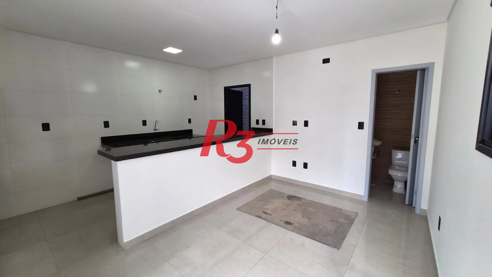 Village com 2 dormitórios à venda, 70 m² por R$ 550.000,00 - Macuco - Santos/SP