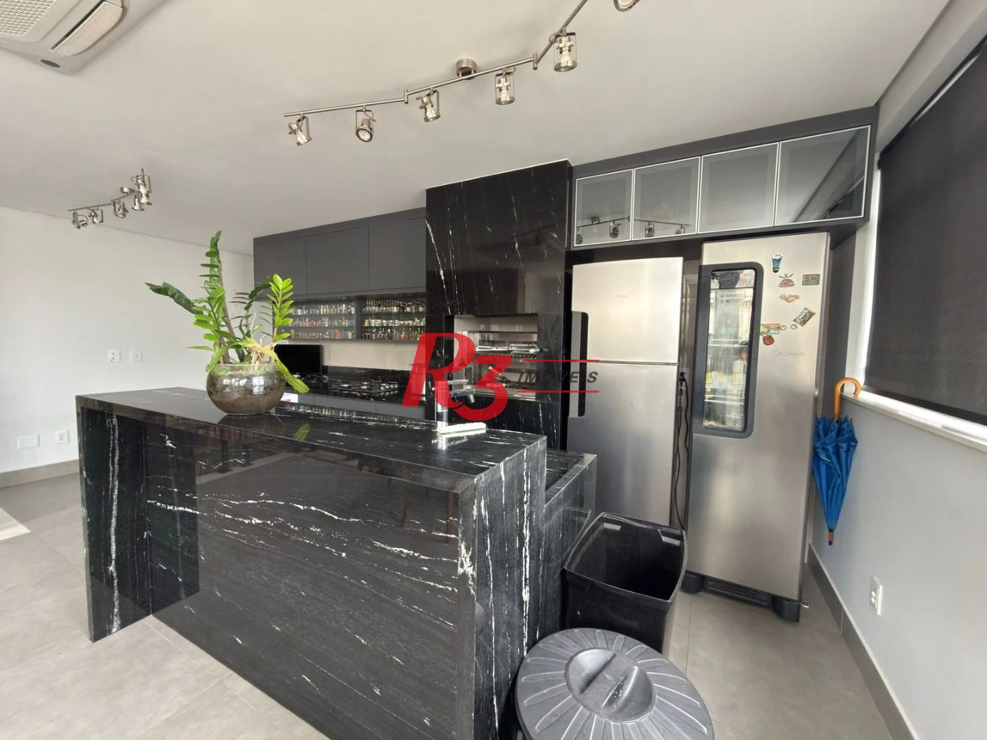 Cobertura à venda, 357 m² por R$ 3.500.000,00 - Pompéia - Santos/SP
