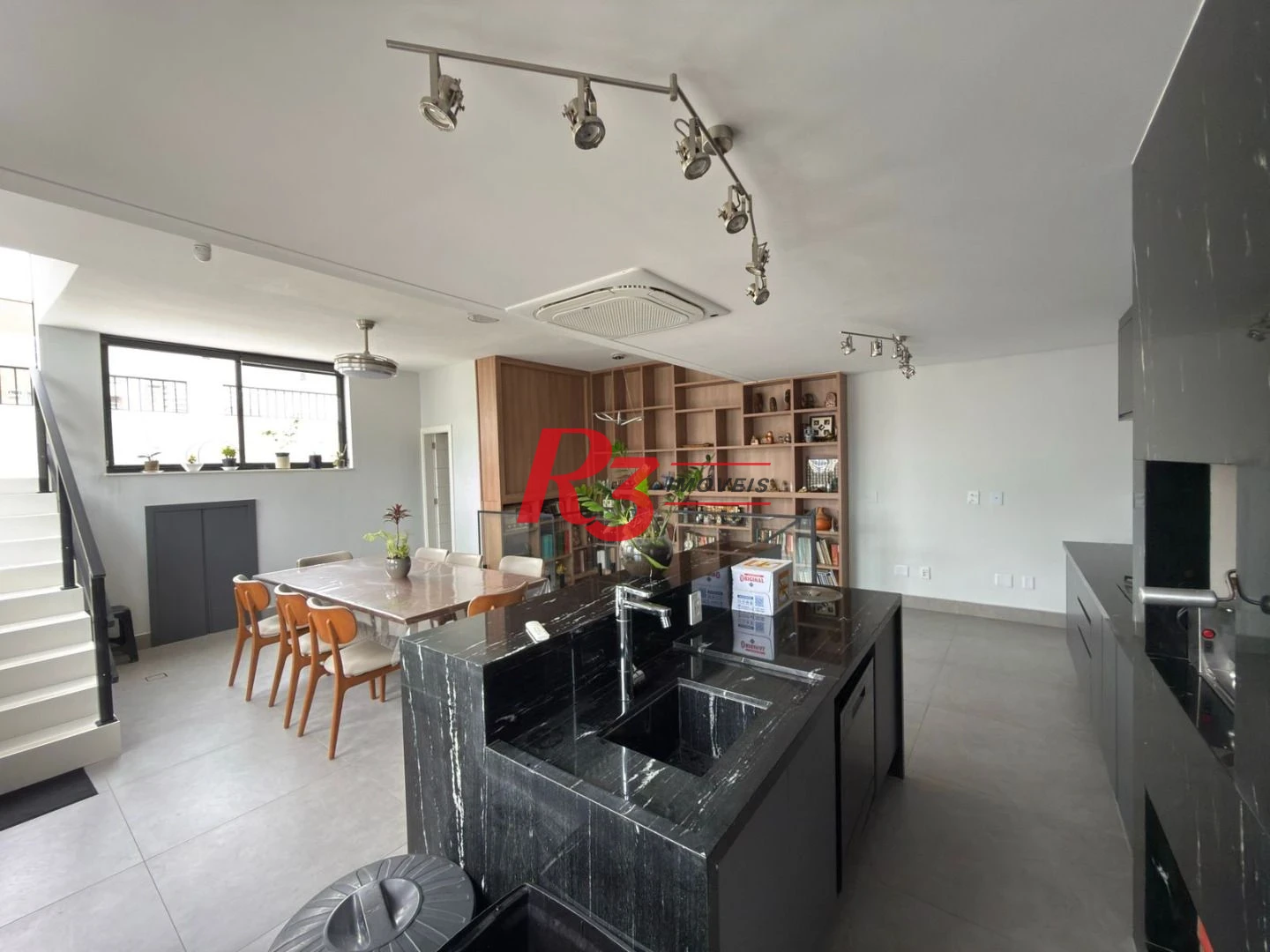 Cobertura à venda, 357 m² por R$ 3.500.000,00 - Pompéia - Santos/SP