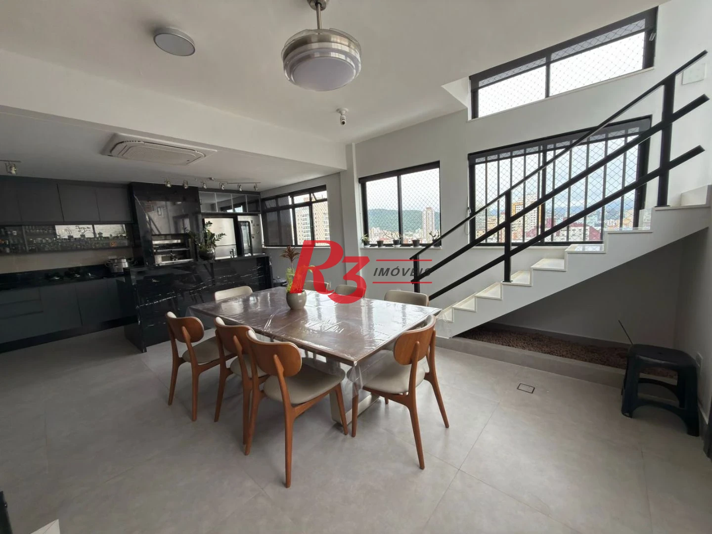 Cobertura à venda, 357 m² por R$ 3.500.000,00 - Pompéia - Santos/SP