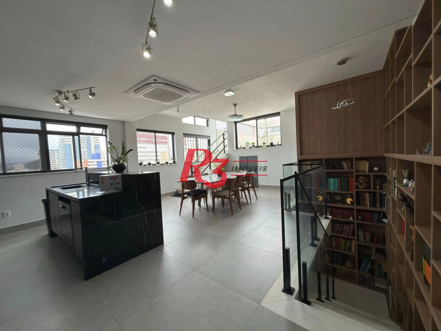 Cobertura à venda, 357 m² por R$ 3.500.000,00 - Pompéia - Santos/SP