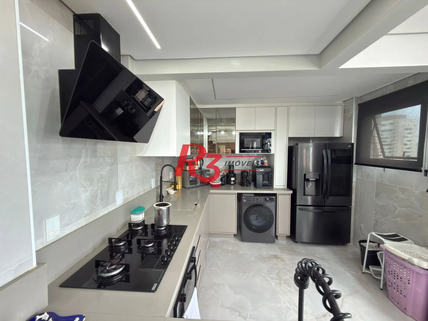 Cobertura à venda, 357 m² por R$ 3.500.000,00 - Pompéia - Santos/SP
