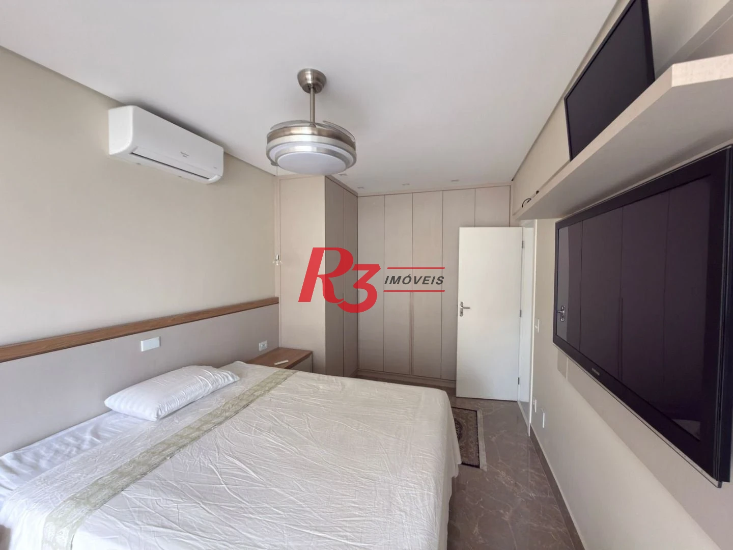 Cobertura à venda, 357 m² por R$ 3.500.000,00 - Pompéia - Santos/SP