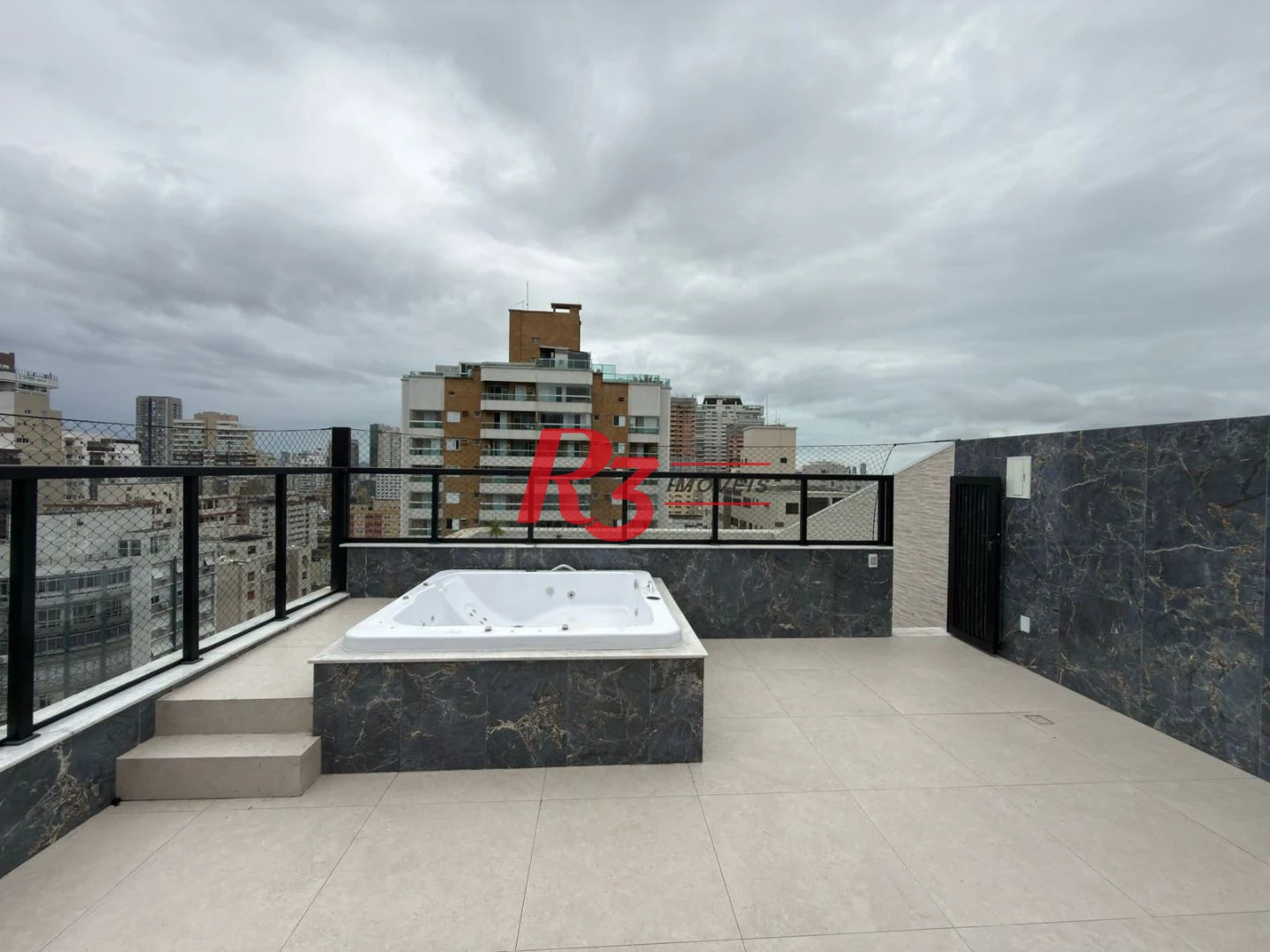 Cobertura à venda, 357 m² por R$ 3.500.000,00 - Pompéia - Santos/SP