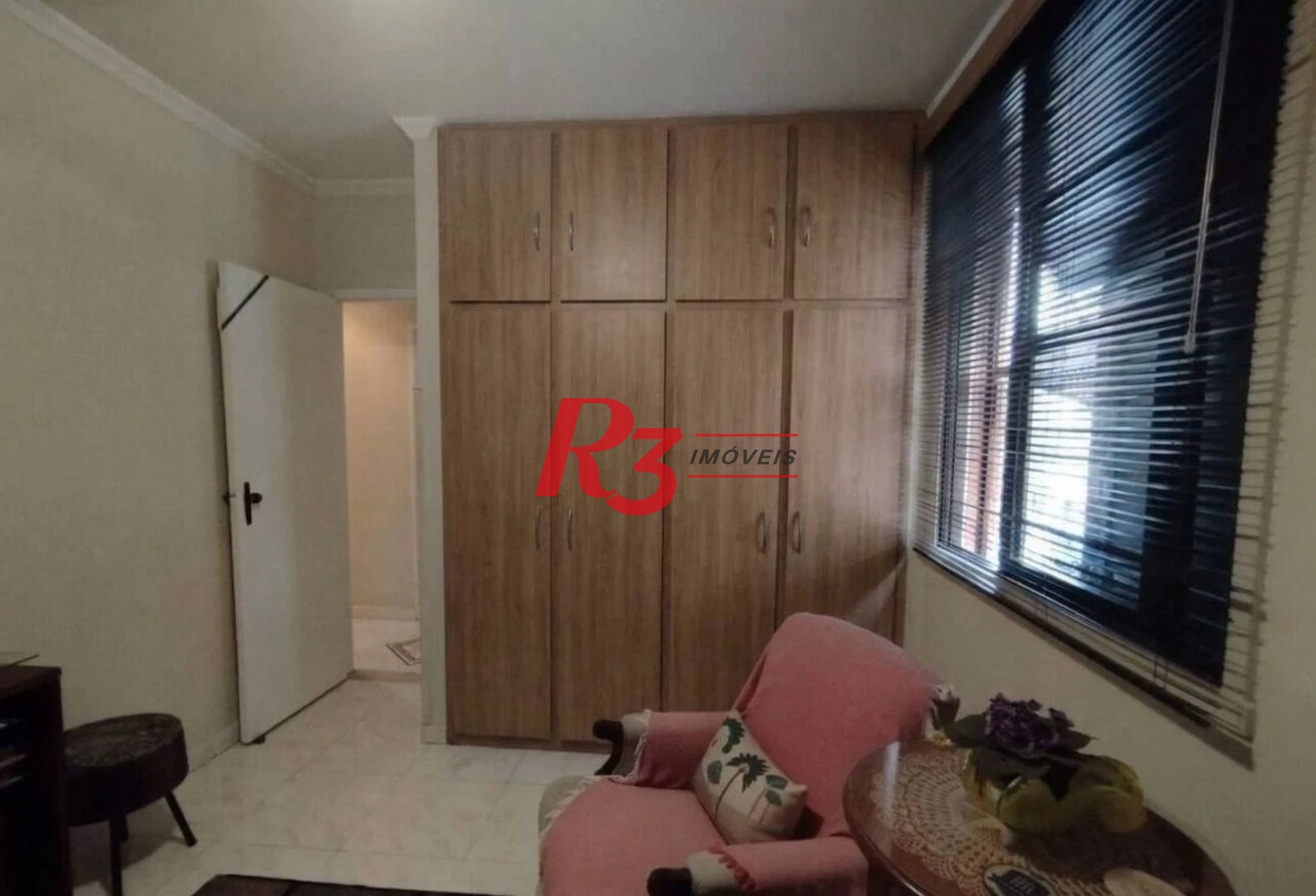 Apartamento com 3 dormitórios à venda, 140 m² por R$ 1.100.000,00 - Pompéia - Santos/SP