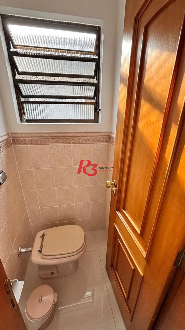 Casa com 3 dormitórios à venda, 157 m² por R$ 1.300.000,00 - Embaré - Santos/SP