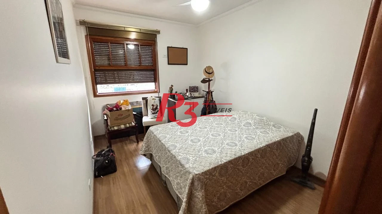 Casa com 3 dormitórios à venda, 157 m² por R$ 1.300.000,00 - Embaré - Santos/SP