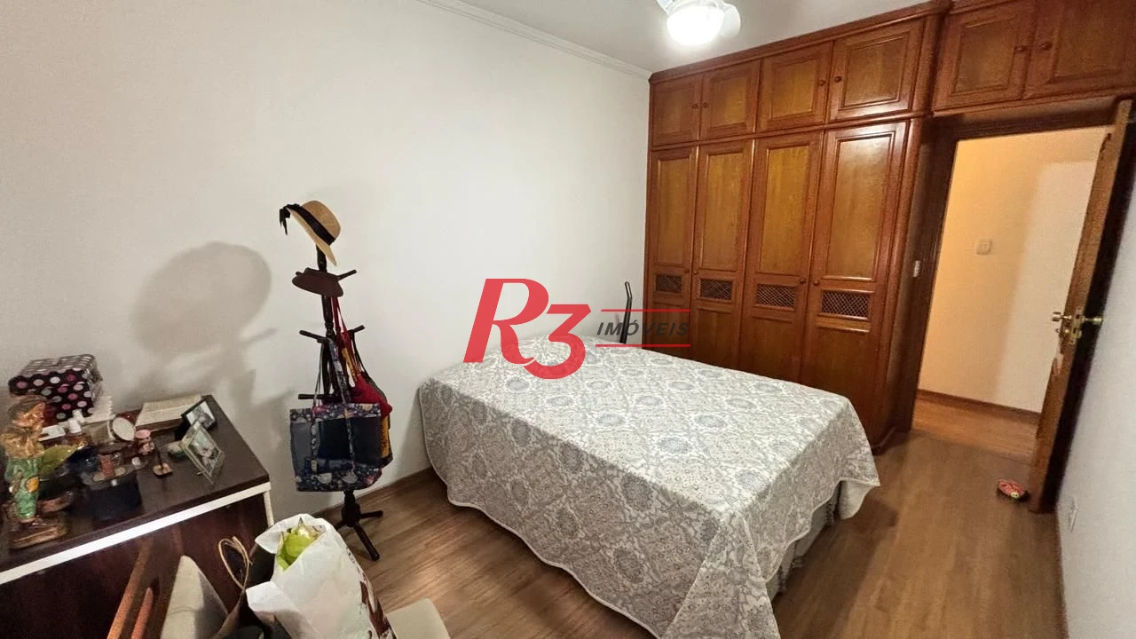 Casa com 3 dormitórios à venda, 157 m² por R$ 1.300.000,00 - Embaré - Santos/SP