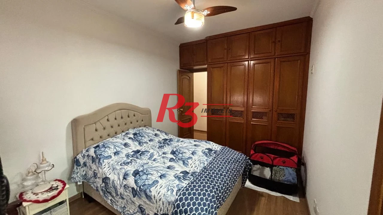 Casa com 3 dormitórios à venda, 157 m² por R$ 1.300.000,00 - Embaré - Santos/SP