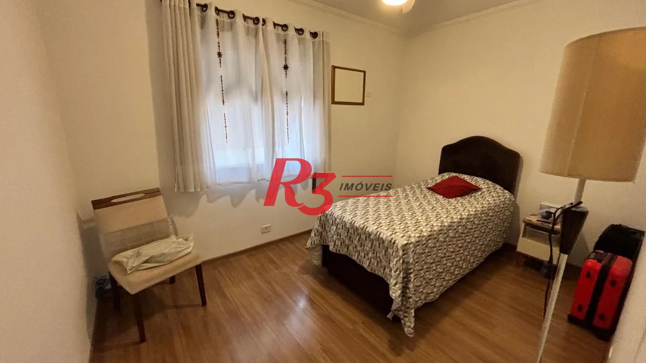 Casa com 3 dormitórios à venda, 157 m² por R$ 1.300.000,00 - Embaré - Santos/SP