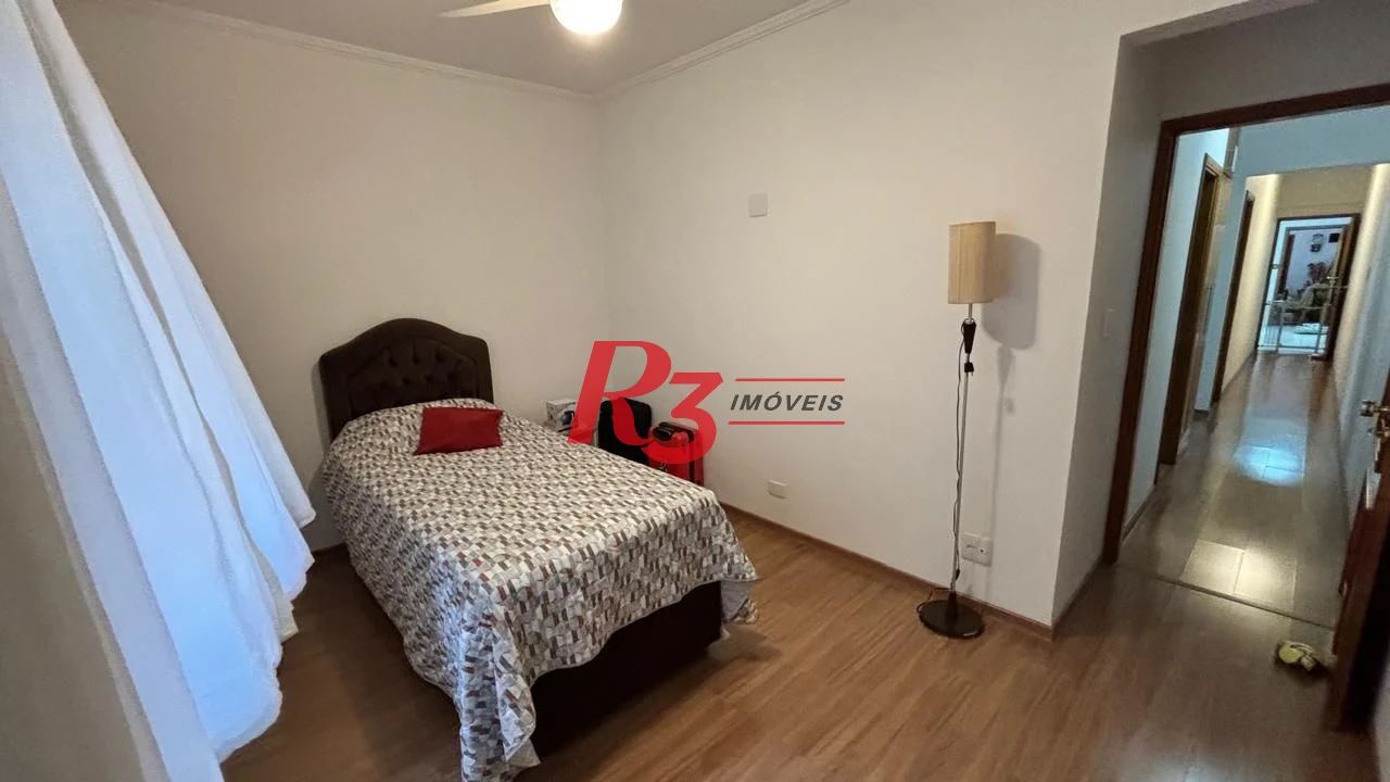 Casa com 3 dormitórios à venda, 157 m² por R$ 1.300.000,00 - Embaré - Santos/SP