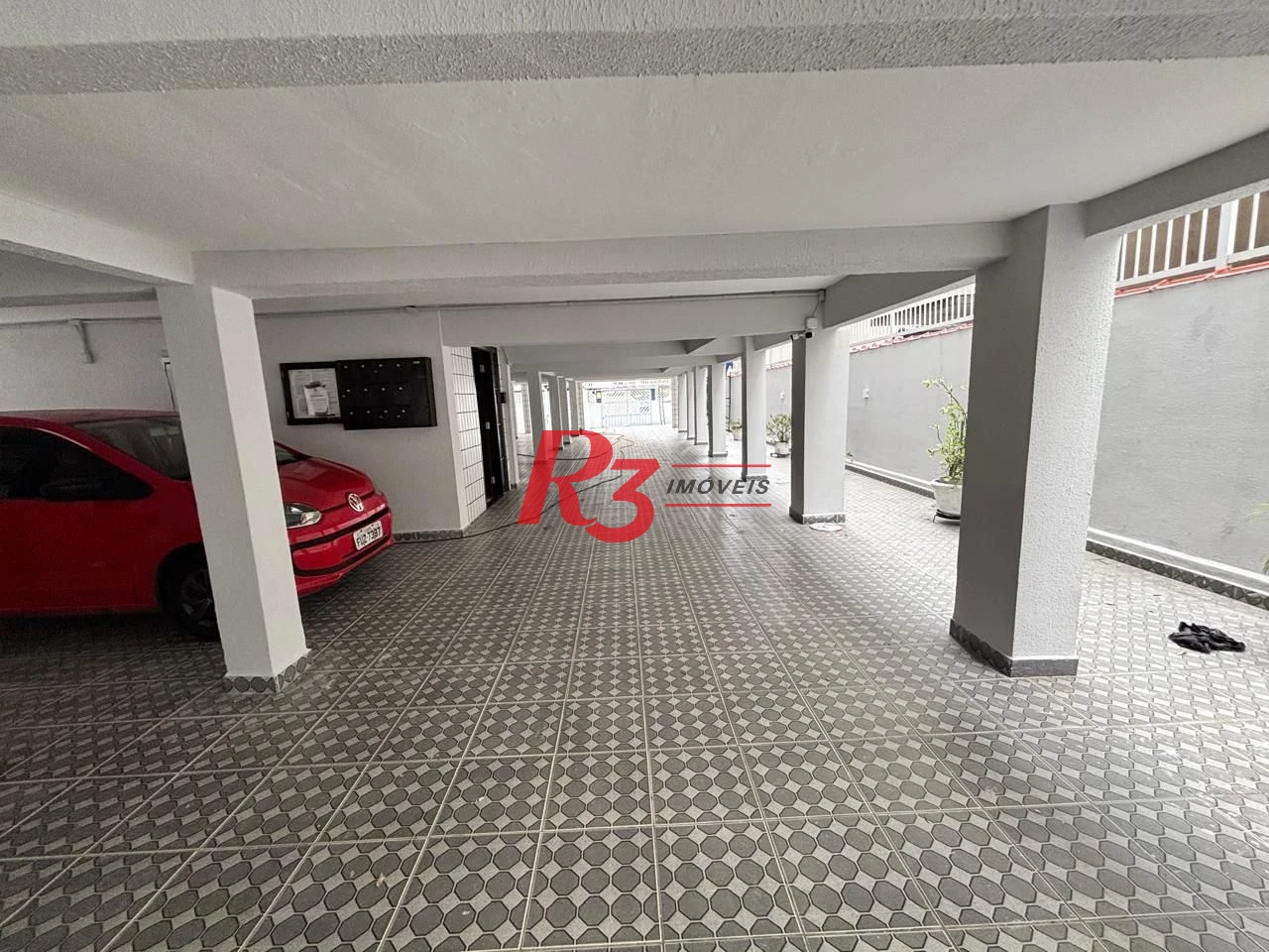 Apartamento com 2 dormitórios à venda, 69 m² por R$ 420.000,00 - Encruzilhada - Santos/SP