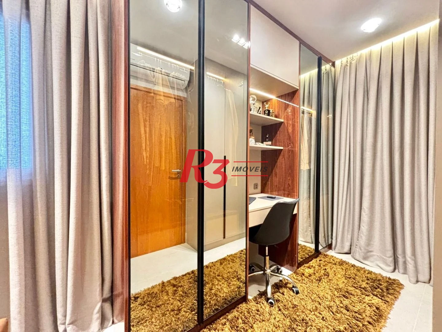 Apartamento com 1 dormitório à venda, 54 m² por R$ 650.000,00 - Vila Matias - Santos/SP
