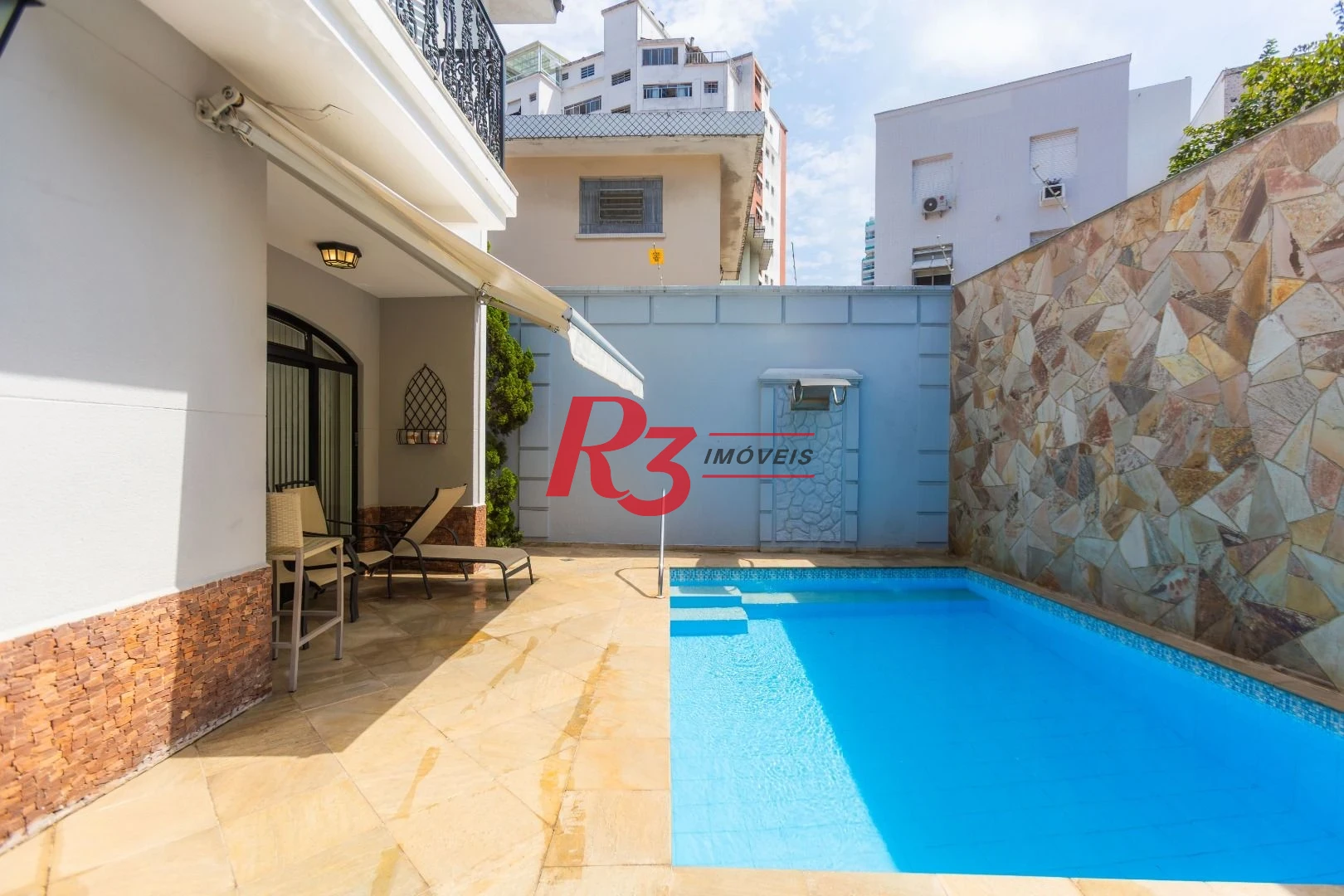 Casa com 4 dormitórios à venda, 303 m² por R$ 4.250.000,00 - Ponta da Praia - Santos/SP