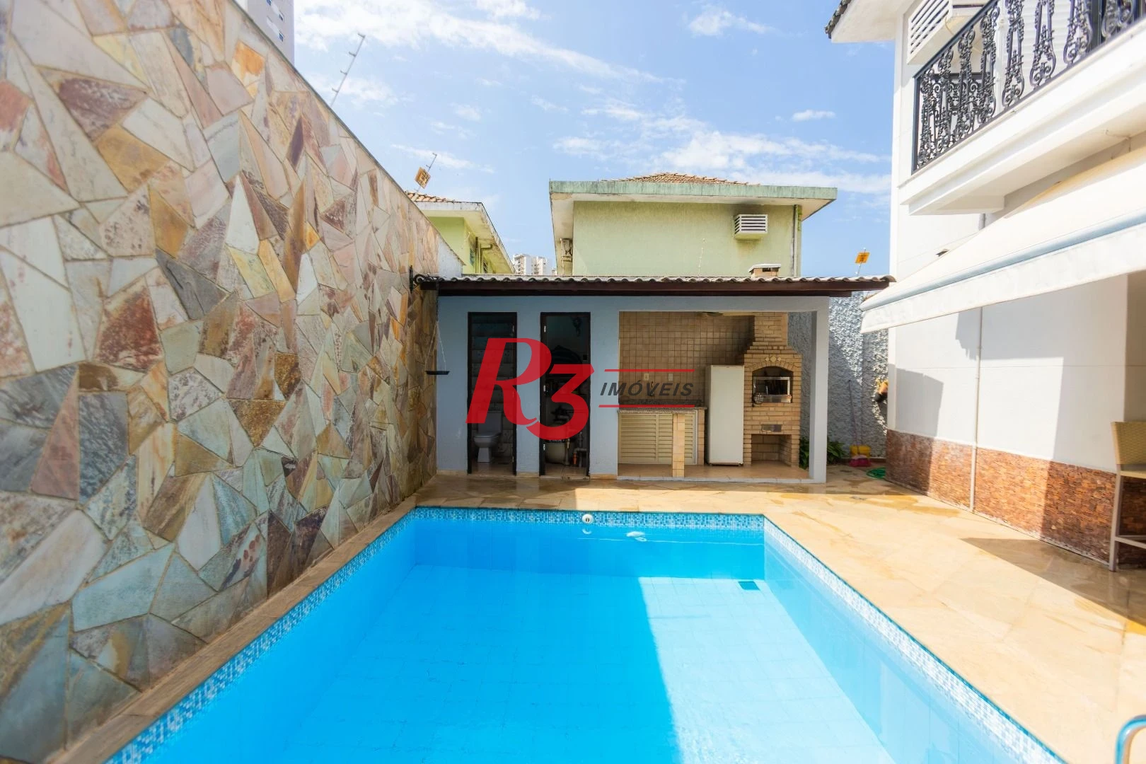 Casa com 4 dormitórios à venda, 303 m² por R$ 4.250.000,00 - Ponta da Praia - Santos/SP
