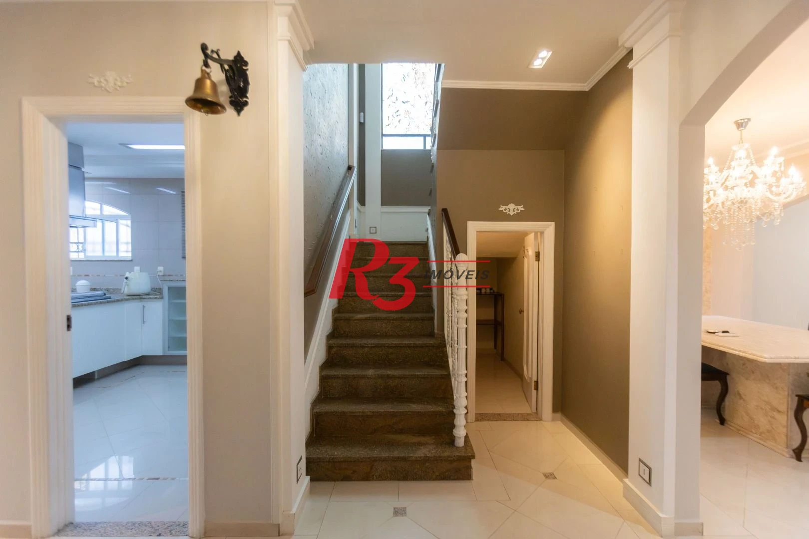Casa com 4 dormitórios à venda, 303 m² por R$ 4.250.000,00 - Ponta da Praia - Santos/SP