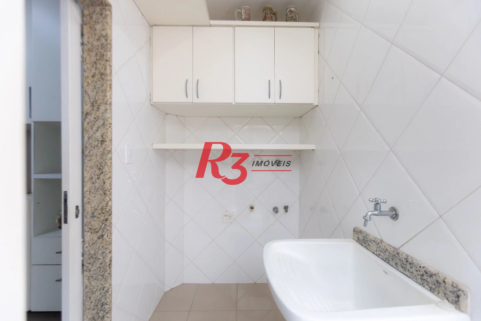 Casa com 4 dormitórios à venda, 303 m² por R$ 4.250.000,00 - Ponta da Praia - Santos/SP