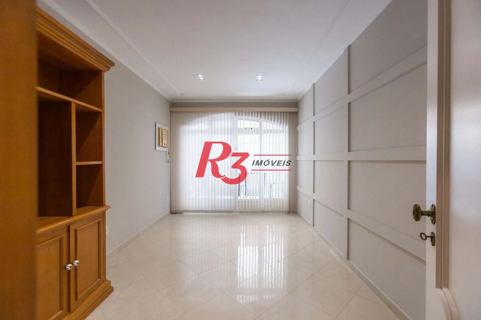 Casa com 4 dormitórios à venda, 303 m² por R$ 4.250.000,00 - Ponta da Praia - Santos/SP