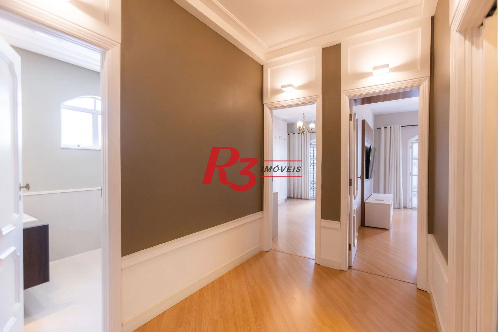 Casa com 4 dormitórios à venda, 303 m² por R$ 4.250.000,00 - Ponta da Praia - Santos/SP