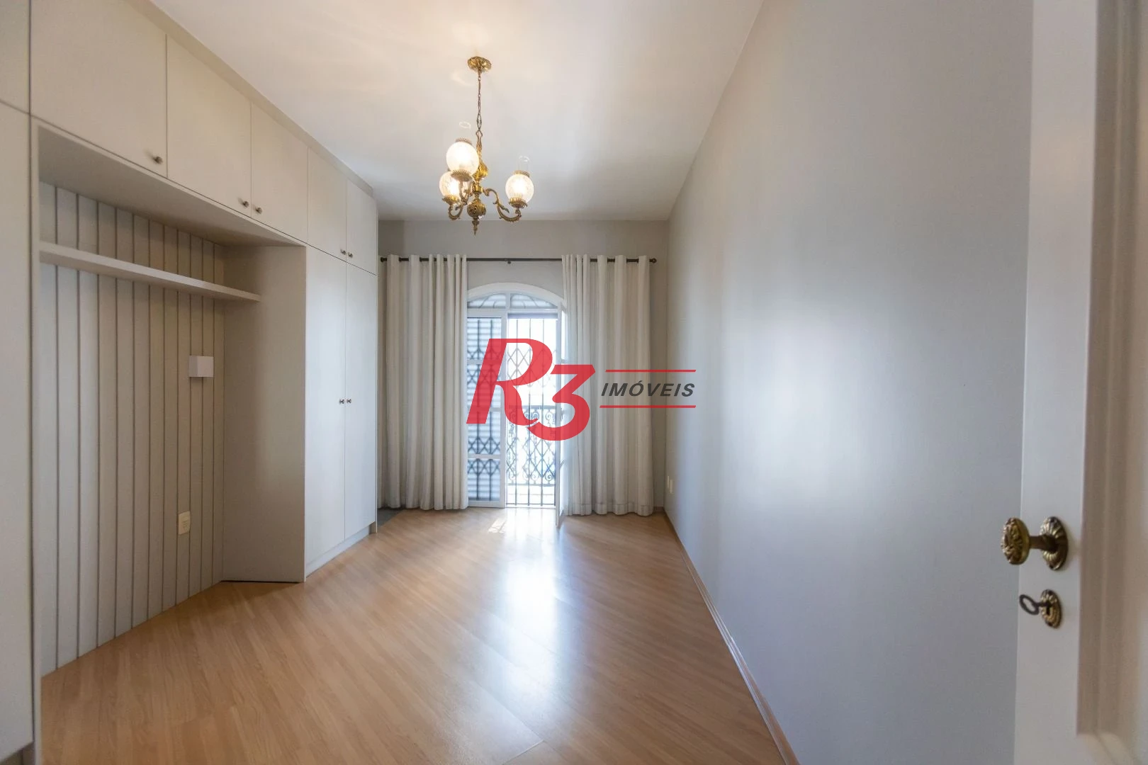 Casa com 4 dormitórios à venda, 303 m² por R$ 4.250.000,00 - Ponta da Praia - Santos/SP