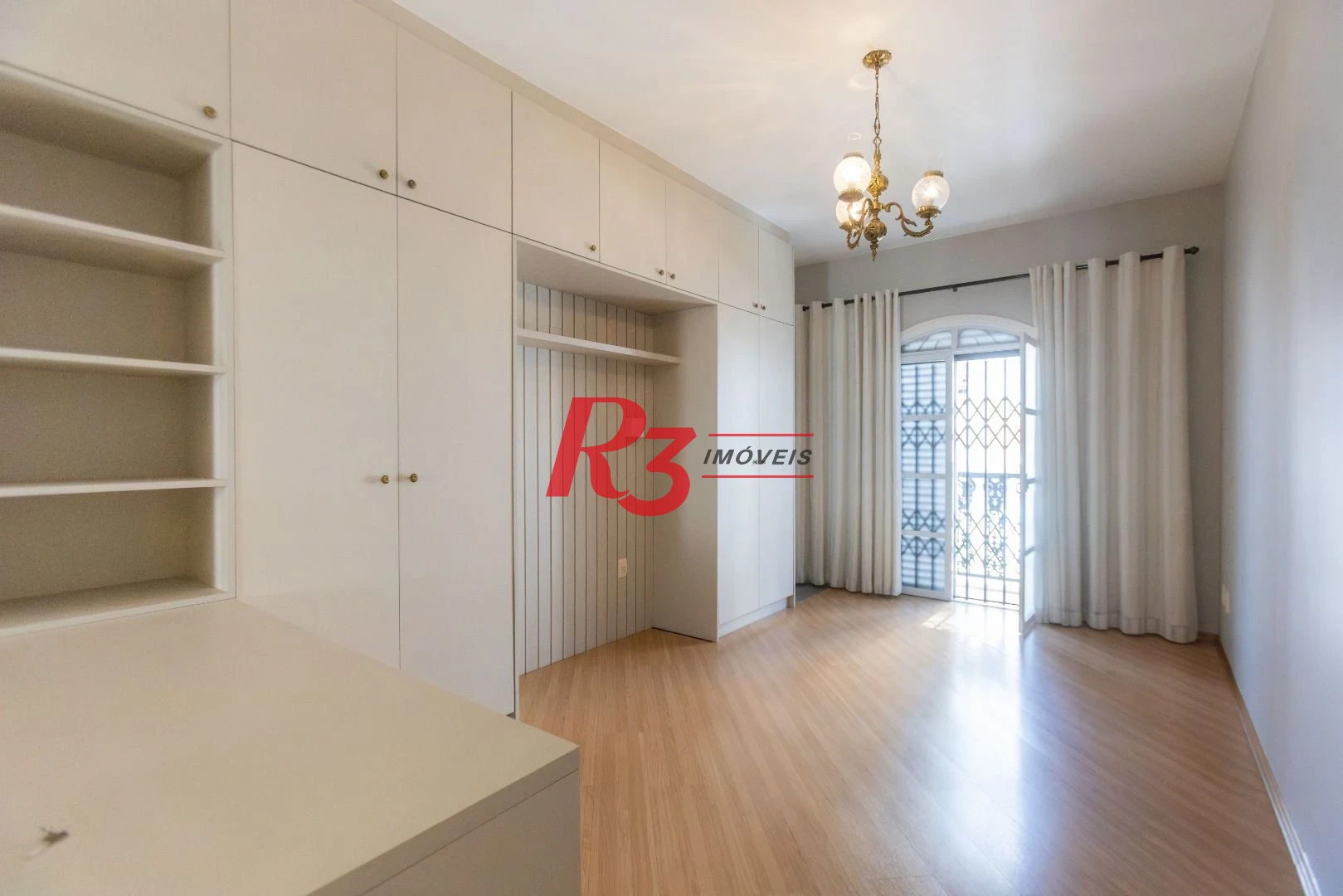 Casa com 4 dormitórios à venda, 303 m² por R$ 4.250.000,00 - Ponta da Praia - Santos/SP