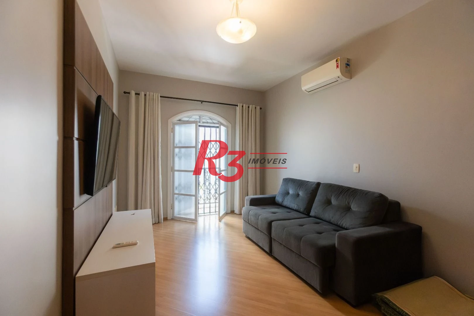 Casa com 4 dormitórios à venda, 303 m² por R$ 4.250.000,00 - Ponta da Praia - Santos/SP