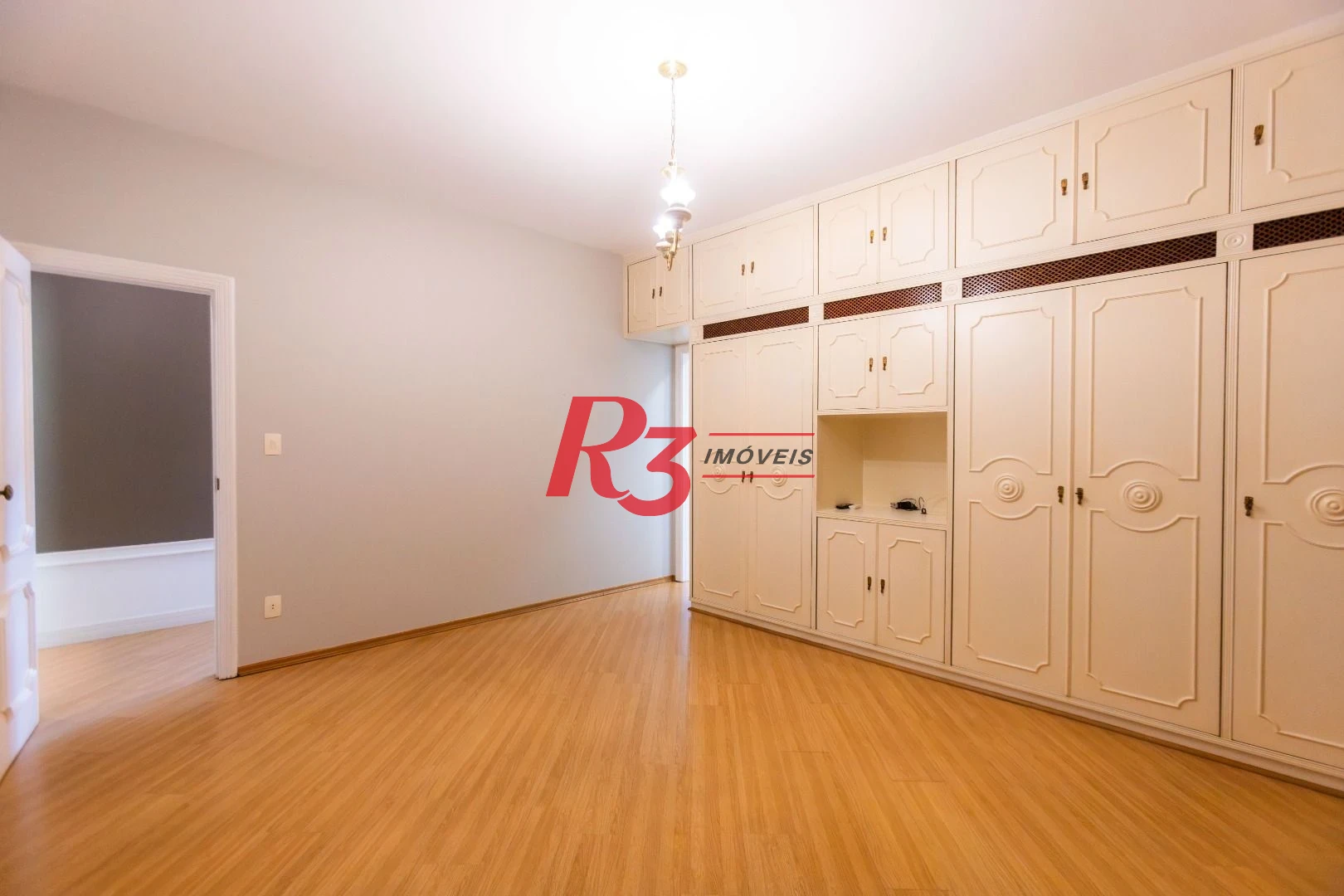 Casa com 4 dormitórios à venda, 303 m² por R$ 4.250.000,00 - Ponta da Praia - Santos/SP