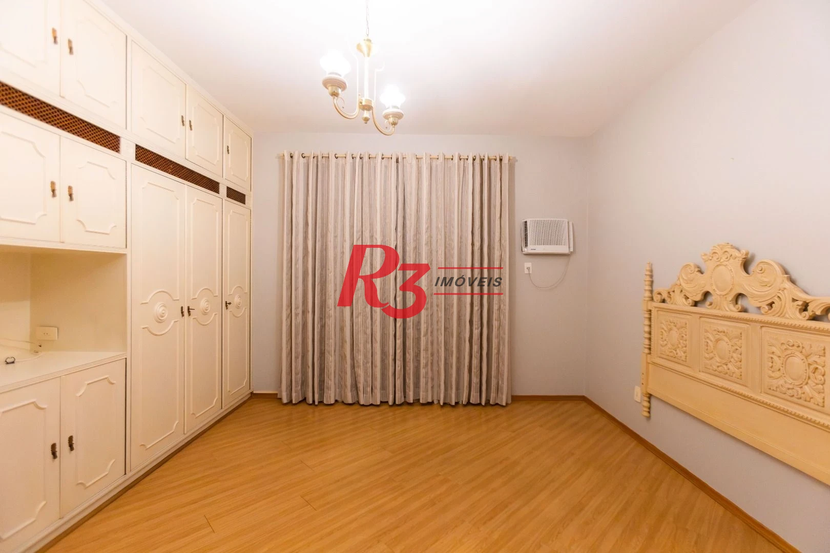 Casa com 4 dormitórios à venda, 303 m² por R$ 4.250.000,00 - Ponta da Praia - Santos/SP