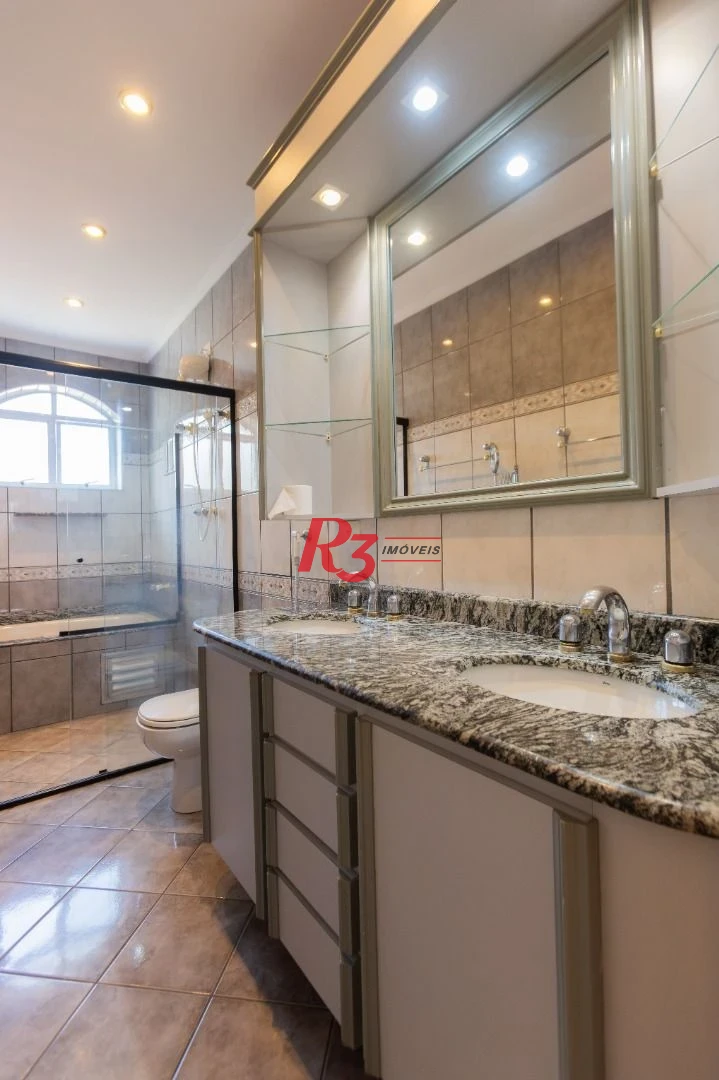 Casa com 4 dormitórios à venda, 303 m² por R$ 4.250.000,00 - Ponta da Praia - Santos/SP