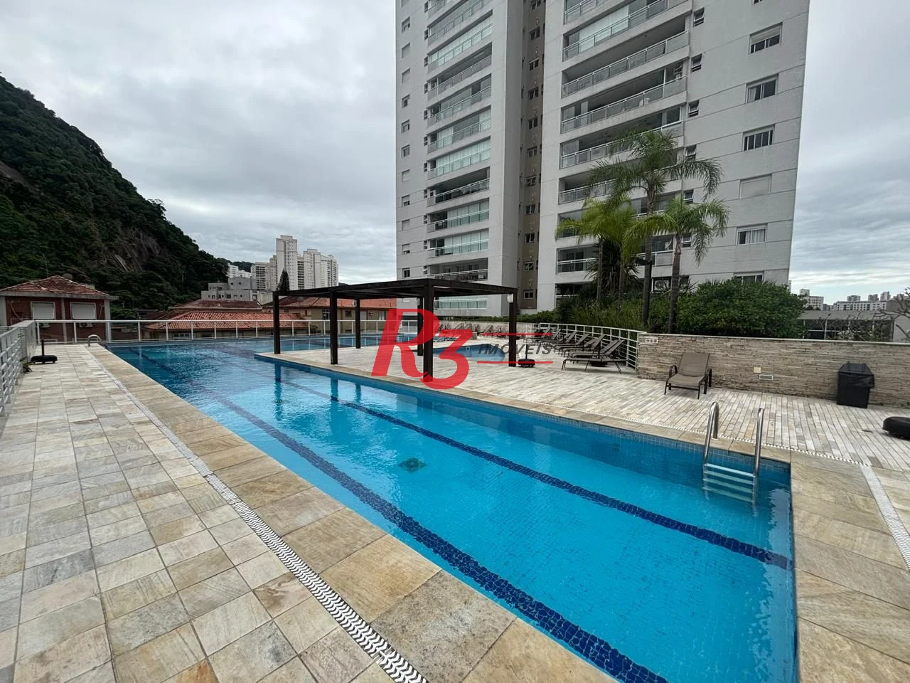 Apartamento com 3 dormitórios à venda, 98 m² por R$ 1.150.000,00 - Marapé - Santos/SP