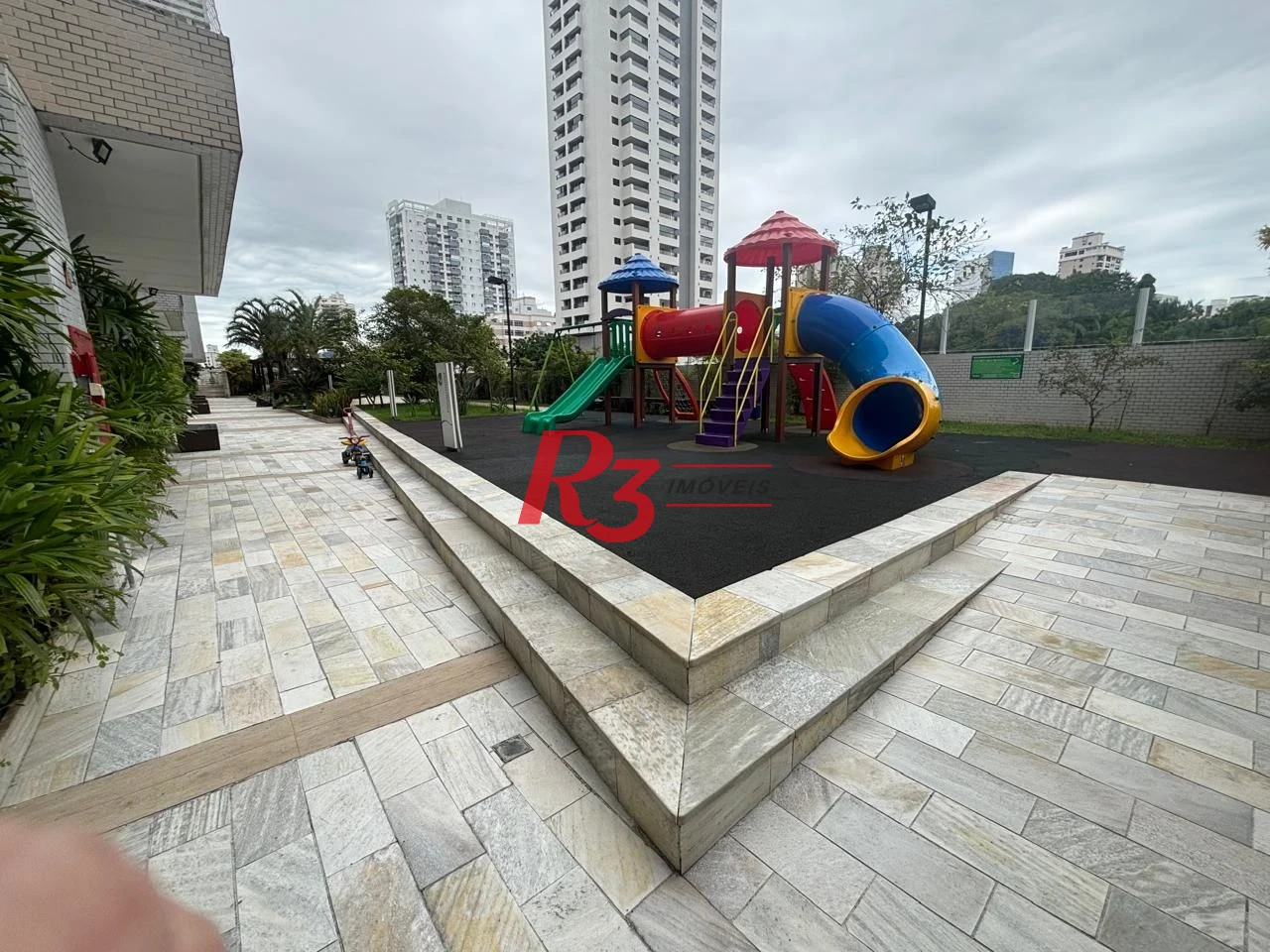 Apartamento com 3 dormitórios à venda, 98 m² por R$ 1.150.000,00 - Marapé - Santos/SP
