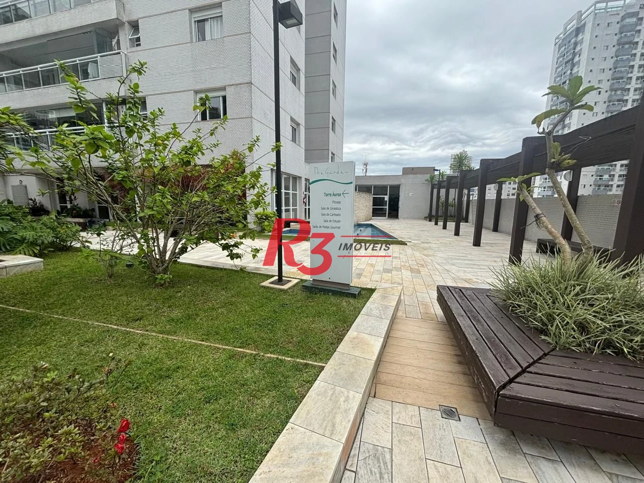 Apartamento com 3 dormitórios à venda, 98 m² por R$ 1.150.000,00 - Marapé - Santos/SP