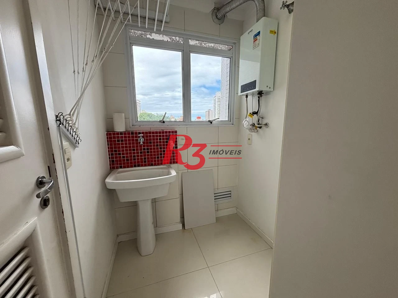 Apartamento com 3 dormitórios à venda, 98 m² por R$ 1.150.000,00 - Marapé - Santos/SP