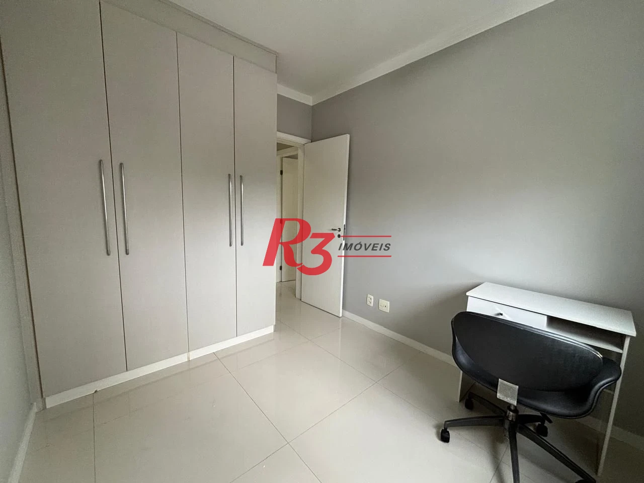 Apartamento com 3 dormitórios à venda, 98 m² por R$ 1.150.000,00 - Marapé - Santos/SP