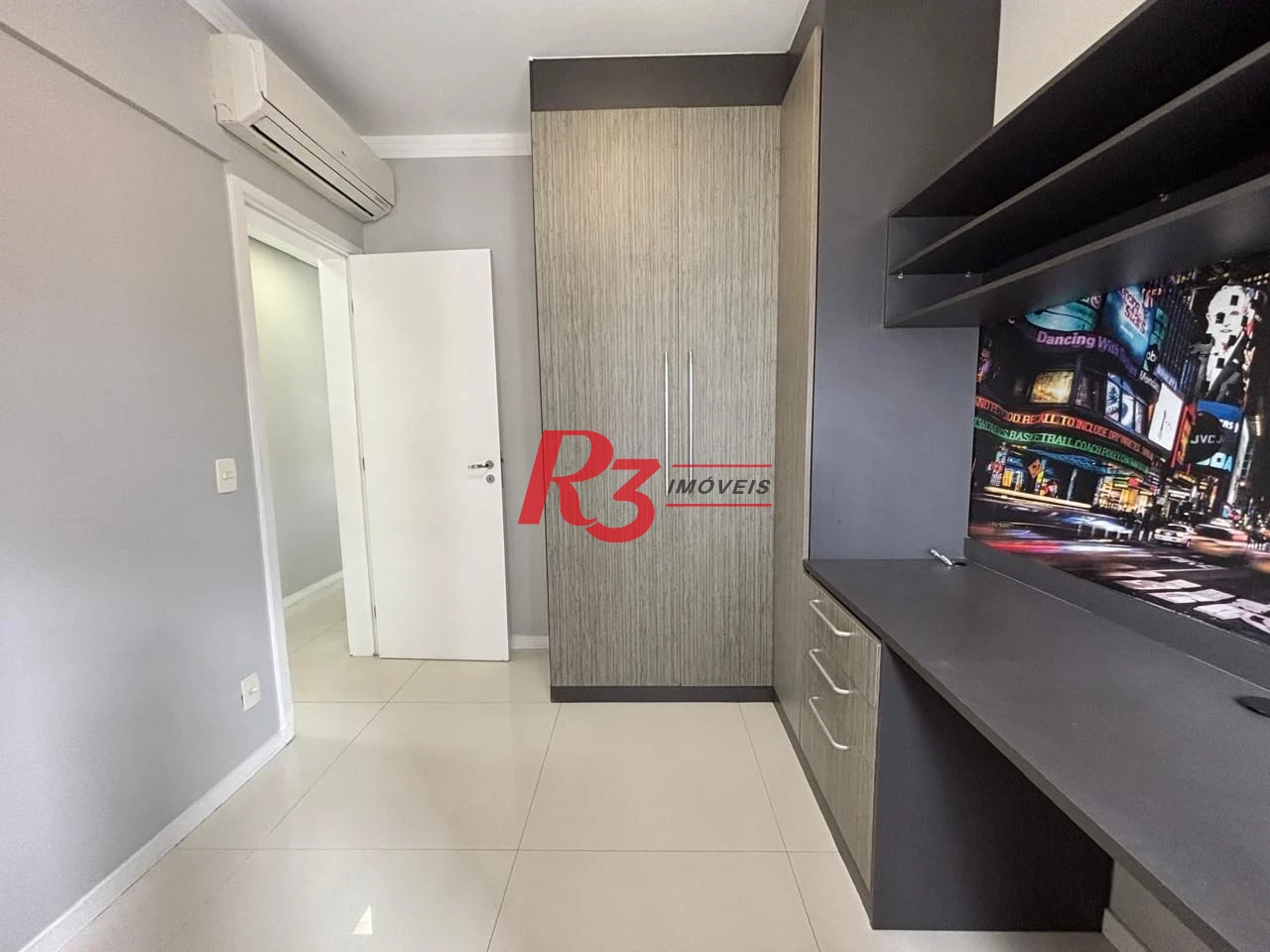 Apartamento com 3 dormitórios à venda, 98 m² por R$ 1.150.000,00 - Marapé - Santos/SP