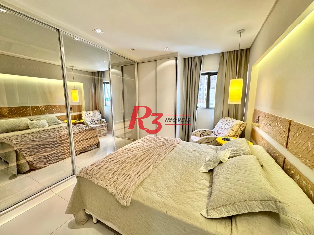 Apartamento com 2 dormitórios à venda, 111 m² por R$ 1.580.000,00 - Ponta da Praia - Santos/SP