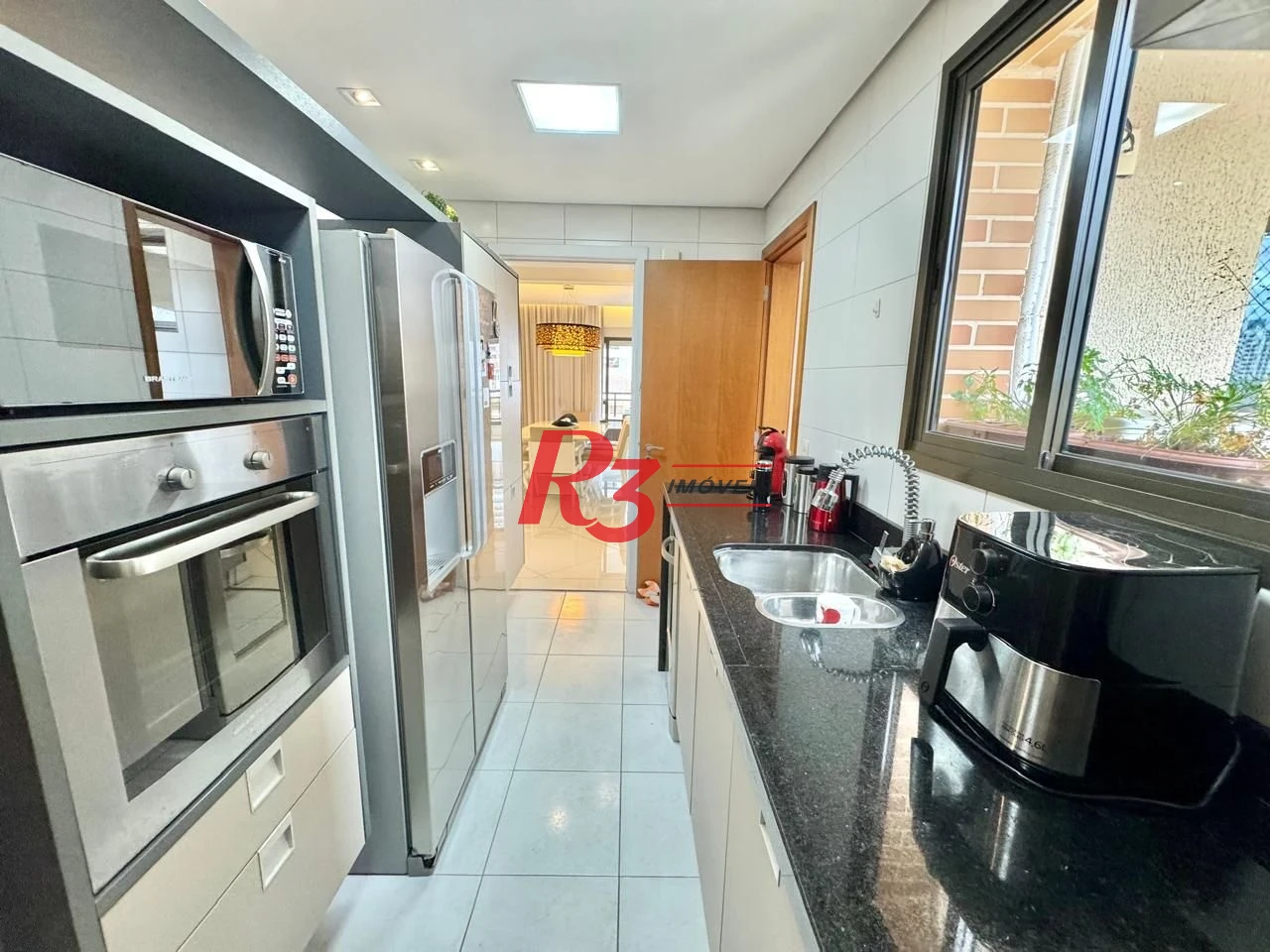 Apartamento com 2 dormitórios à venda, 111 m² por R$ 1.580.000,00 - Ponta da Praia - Santos/SP