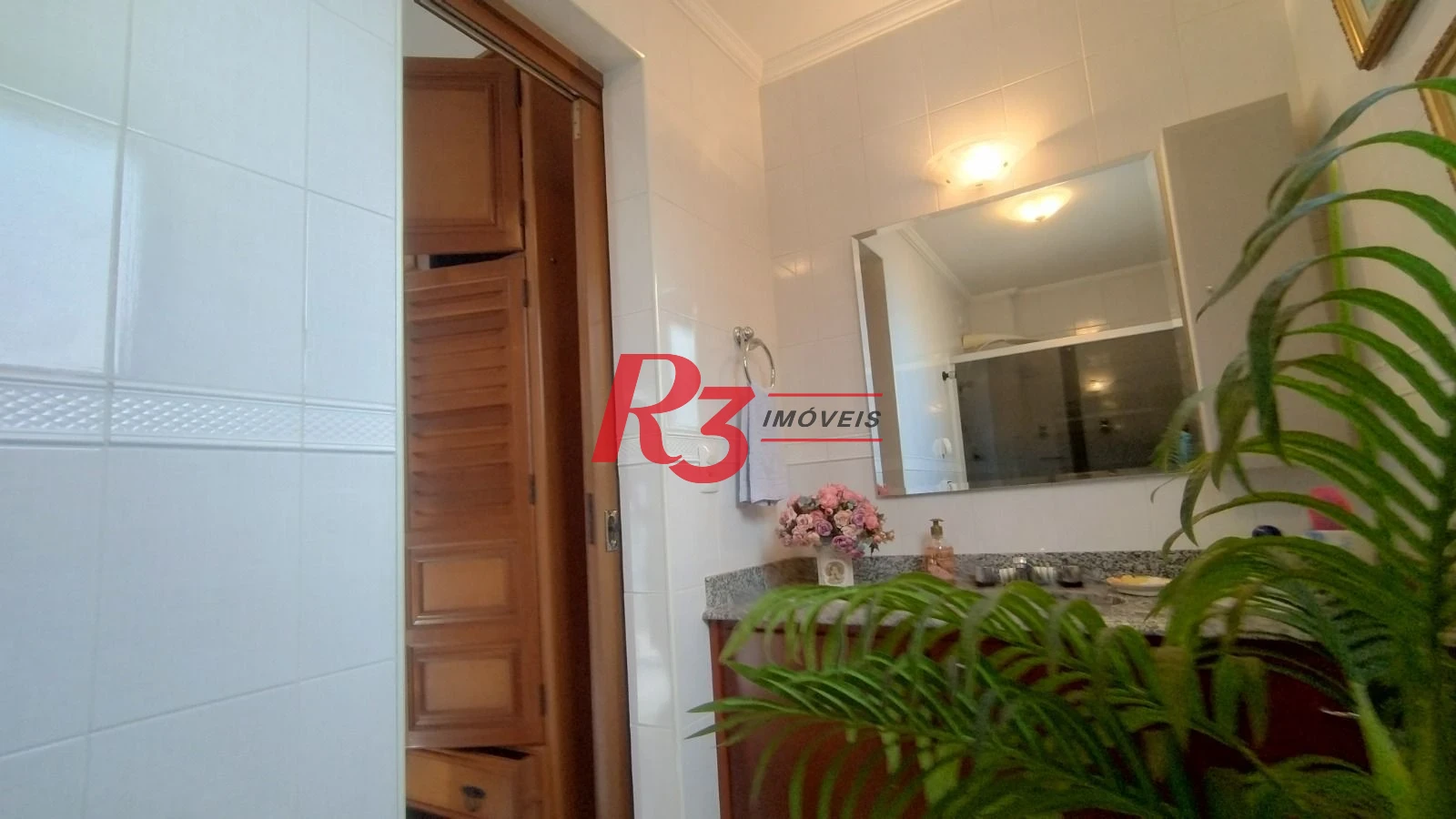 Apartamento com 3 dormitórios à venda, 120 m² por R$ 1.175.000,00 - Pompéia - Santos/SP