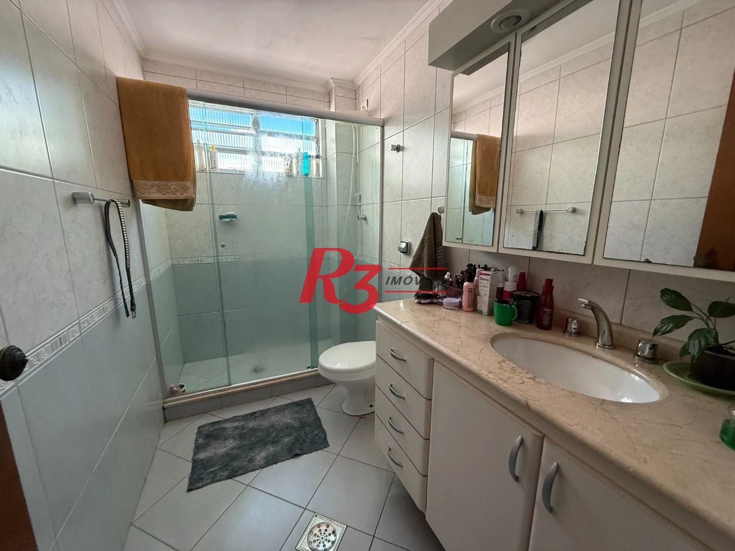 Apartamento com 3 dormitórios à venda, 130 m² por R$ 820.000,00 - Gonzaga - Santos/SP