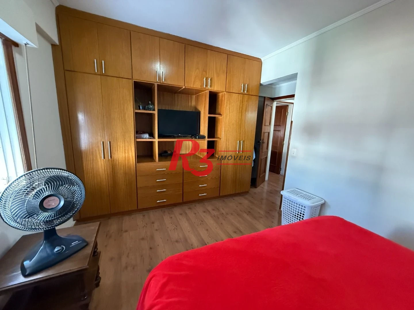 Apartamento com 3 dormitórios à venda, 130 m² por R$ 820.000,00 - Gonzaga - Santos/SP