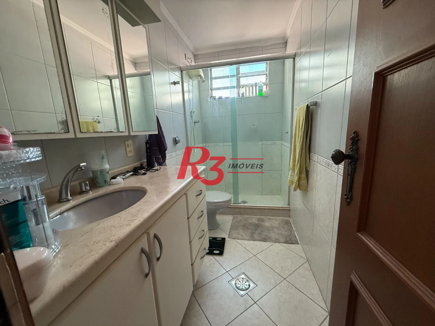 Apartamento com 3 dormitórios à venda, 130 m² por R$ 820.000,00 - Gonzaga - Santos/SP