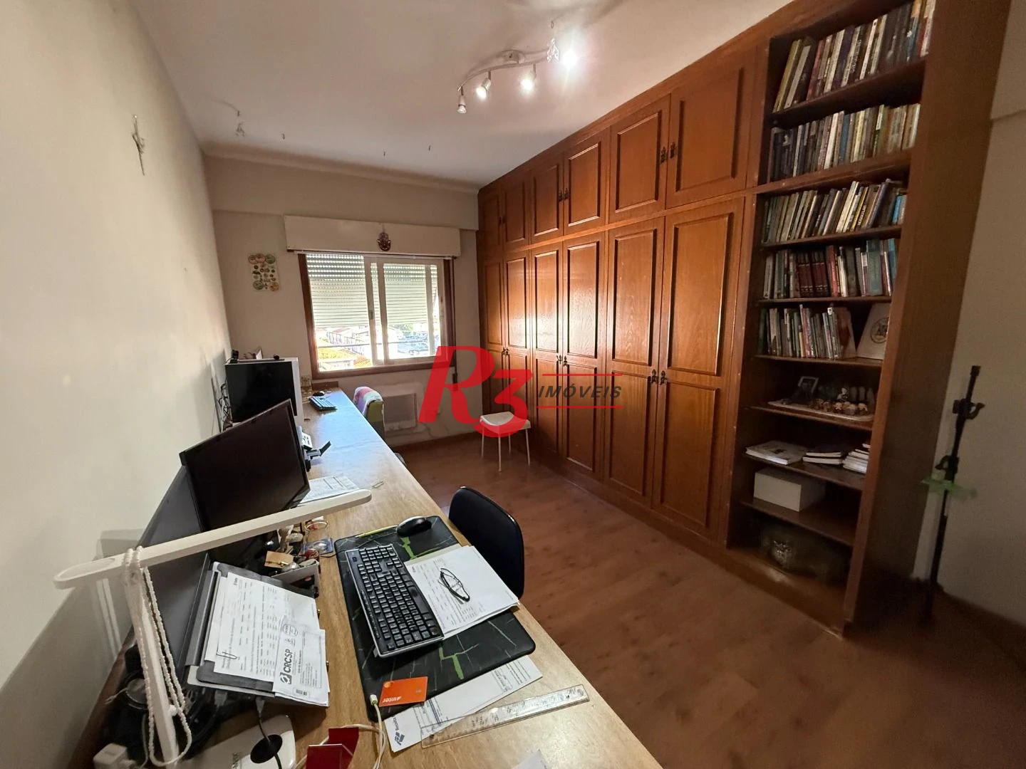Apartamento com 3 dormitórios à venda, 130 m² por R$ 820.000,00 - Gonzaga - Santos/SP