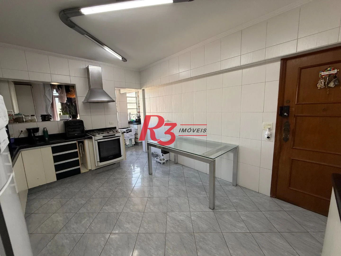 Apartamento com 3 dormitórios à venda, 130 m² por R$ 820.000,00 - Gonzaga - Santos/SP