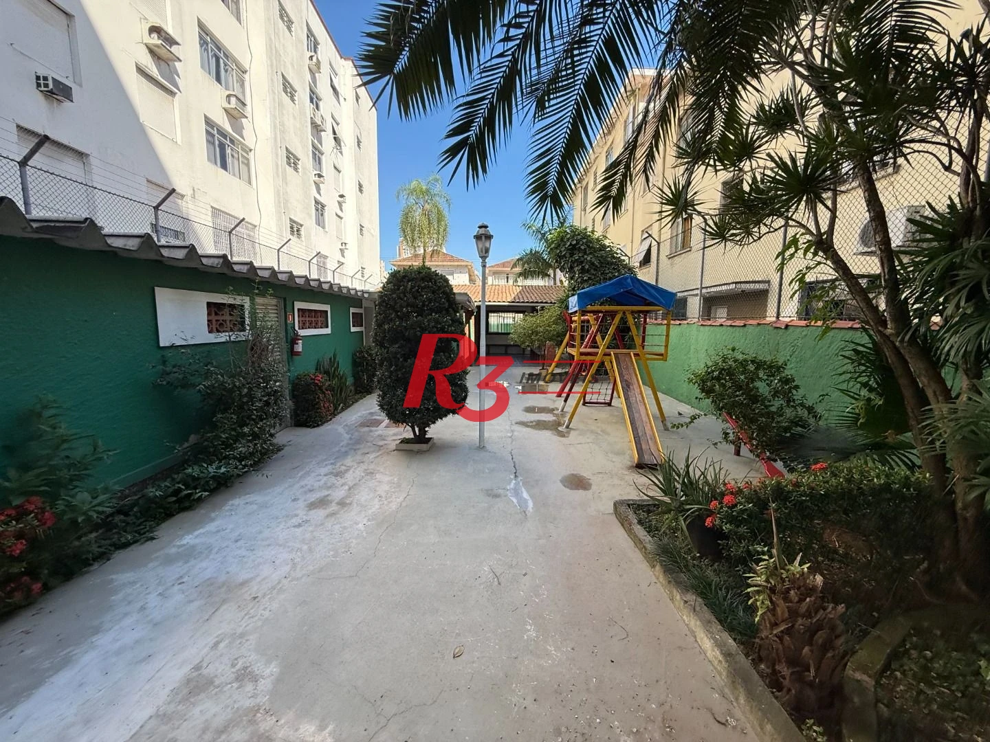 Apartamento com 3 dormitórios à venda, 130 m² por R$ 820.000,00 - Gonzaga - Santos/SP