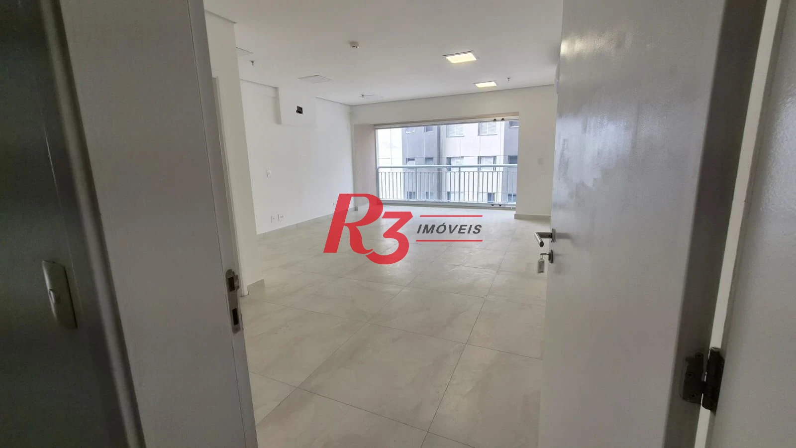 Sala para alugar, 42 m² por R$ 3.000,00/mês - Vila Matias - Santos/SP