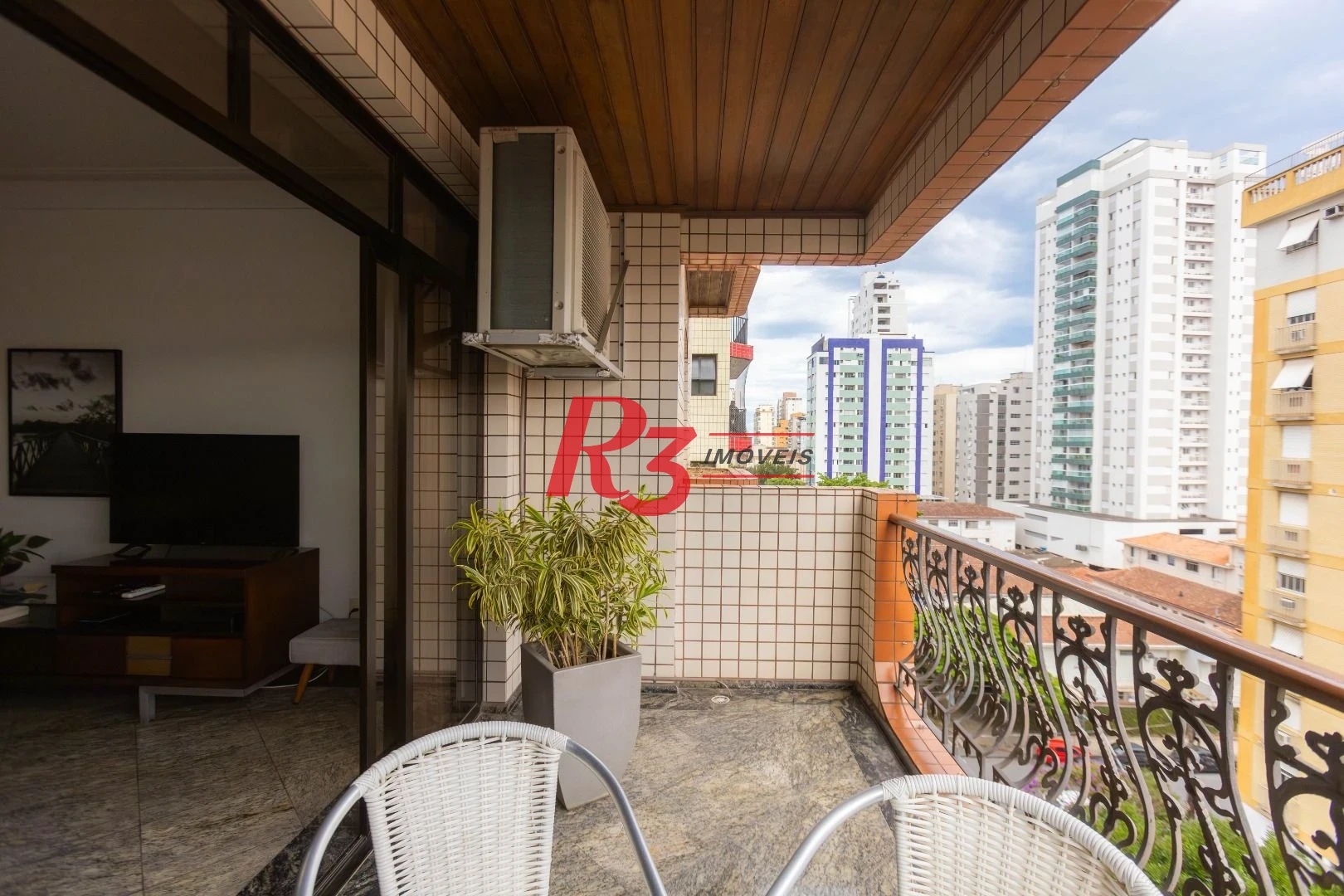 Apartamento com 3 dormitórios à venda, 137 m² por R$ 1.200.000,00 - Aparecida - Santos/SP
