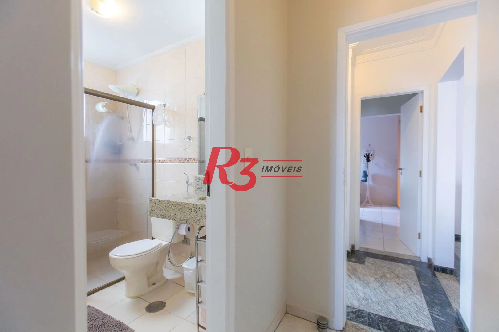 Apartamento com 3 dormitórios à venda, 137 m² por R$ 1.200.000,00 - Aparecida - Santos/SP