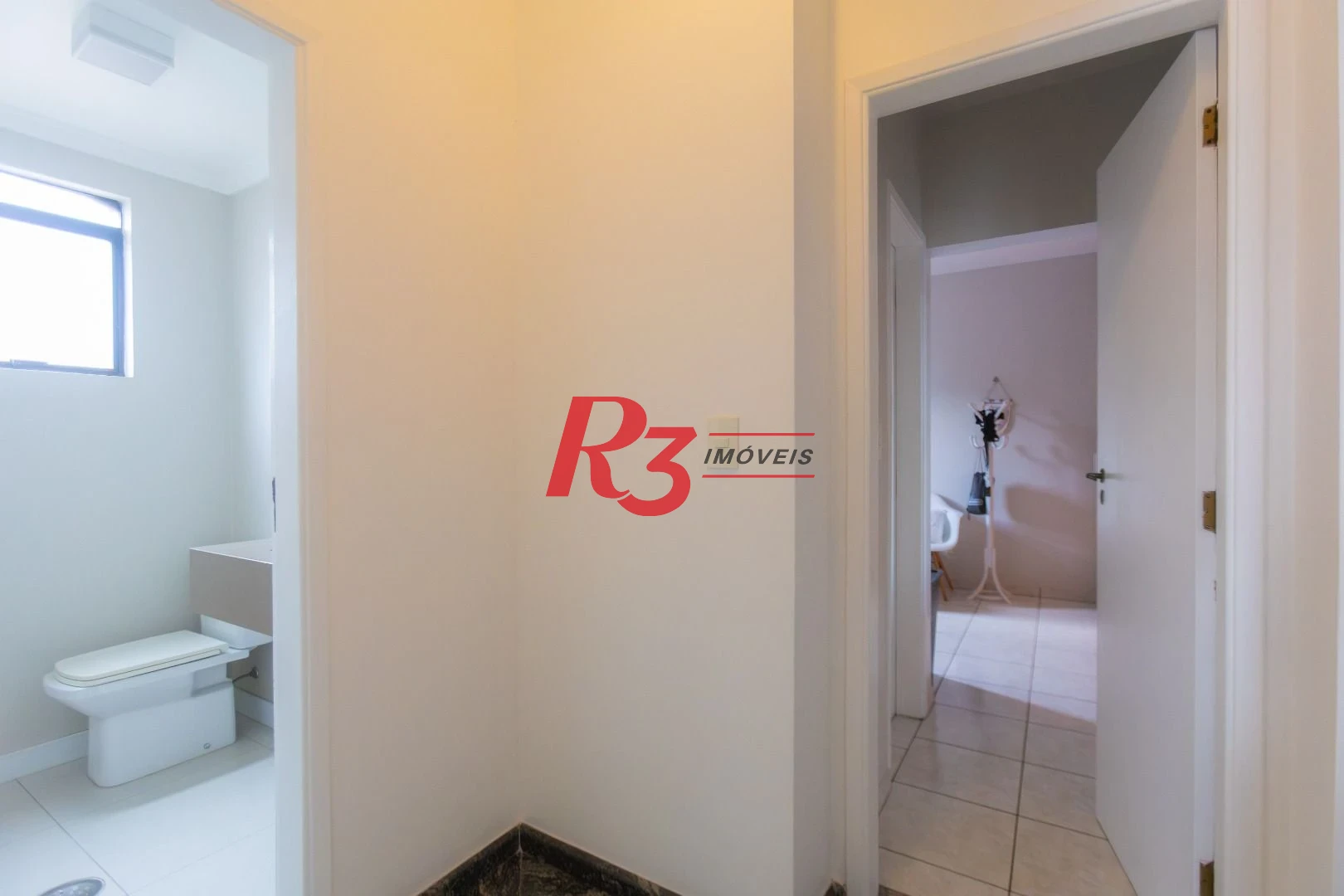 Apartamento com 3 dormitórios à venda, 137 m² por R$ 1.200.000,00 - Aparecida - Santos/SP